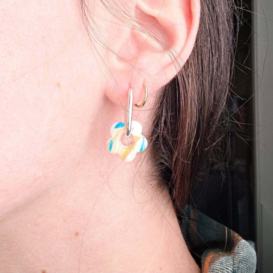 Sammy Flower - Dangle Earrings