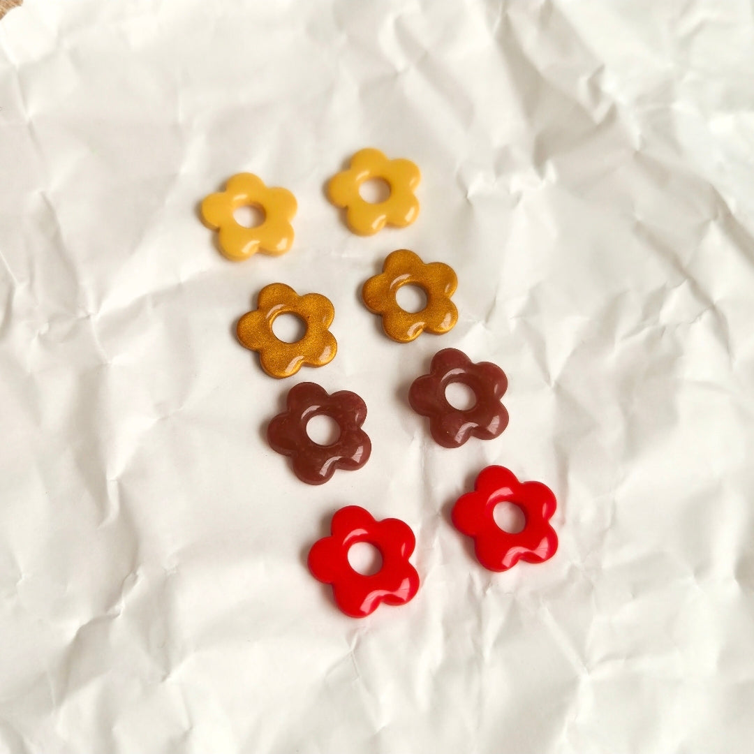 Earthy Ways - Flower Charms
